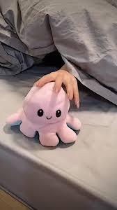 Octopus Plushie Reversible: Juguete de Peluche para Todos los Estados de Ánimo