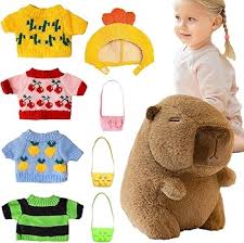 Peluche Capibara 23 cm con Ropa y Accesorios