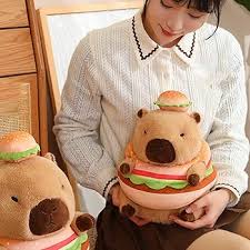 Hamburguesa de Carpincho: Muñeca de Peluche