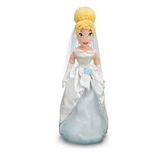 Muñeca Princesa Cenicienta en Vestido de Novia de Peluche